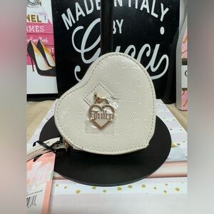 NWT $39 MSRP Juicy Couture Wristlet
